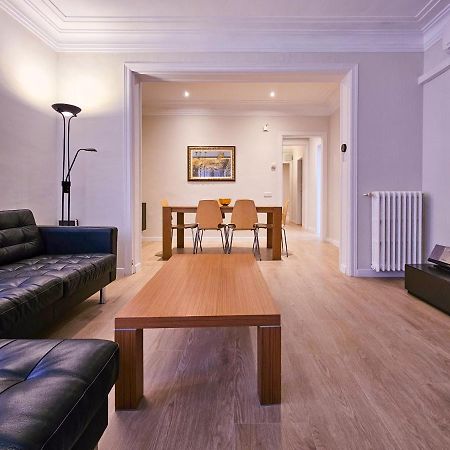 Classbedroom Park Gueell Apartment Barcelona Eksteriør billede
