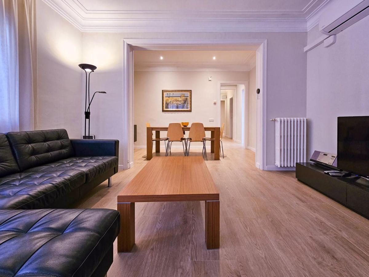 Classbedroom Park Gueell Apartment Barcelona Eksteriør billede