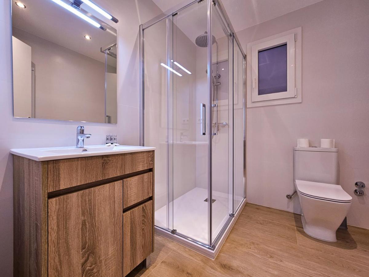 Classbedroom Park Gueell Apartment Barcelona Eksteriør billede