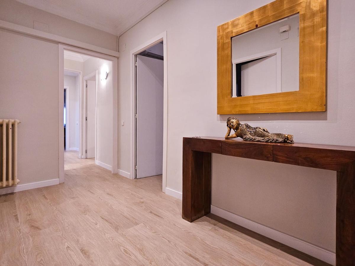 Classbedroom Park Gueell Apartment Barcelona Eksteriør billede