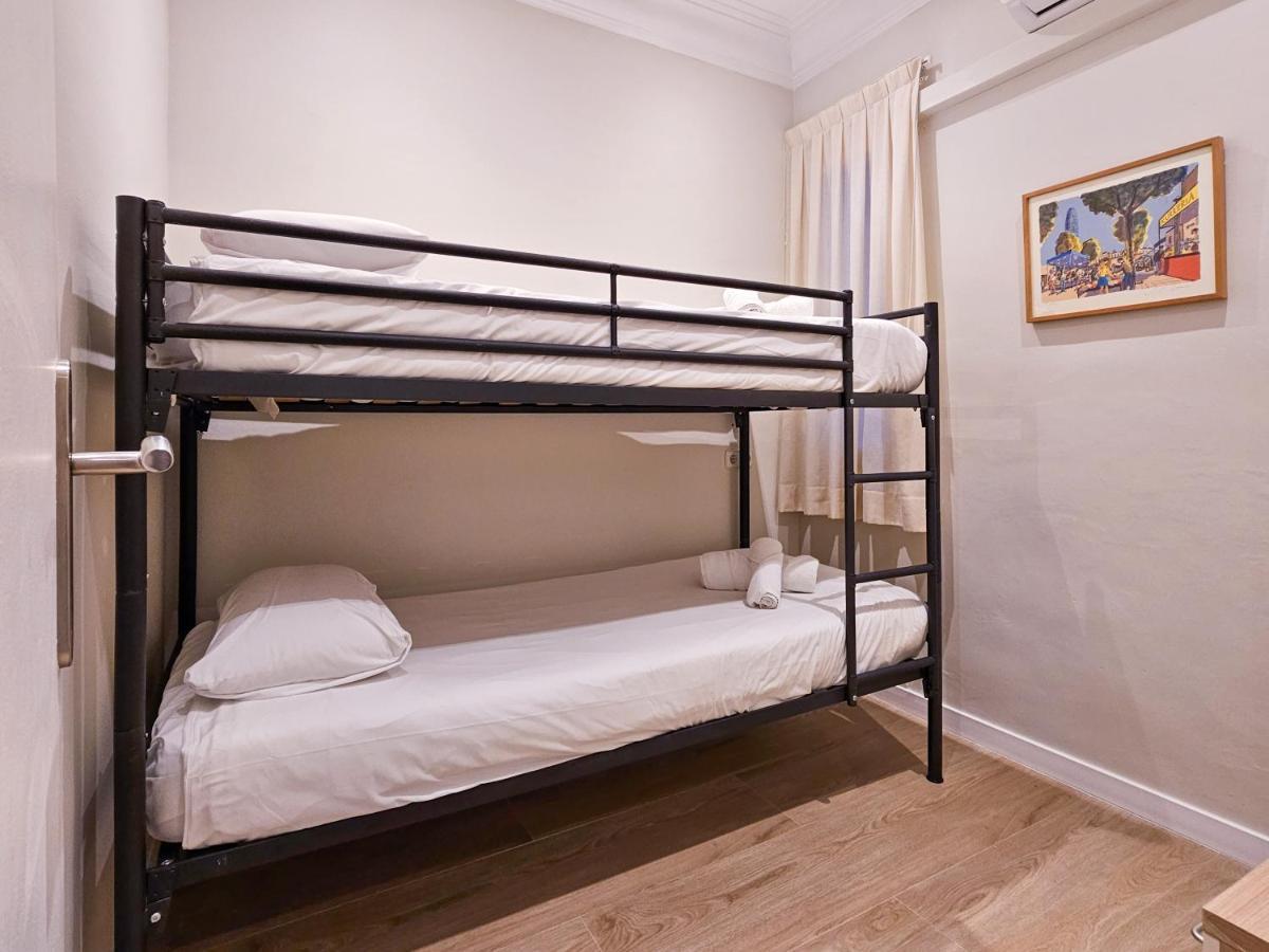 Classbedroom Park Gueell Apartment Barcelona Eksteriør billede